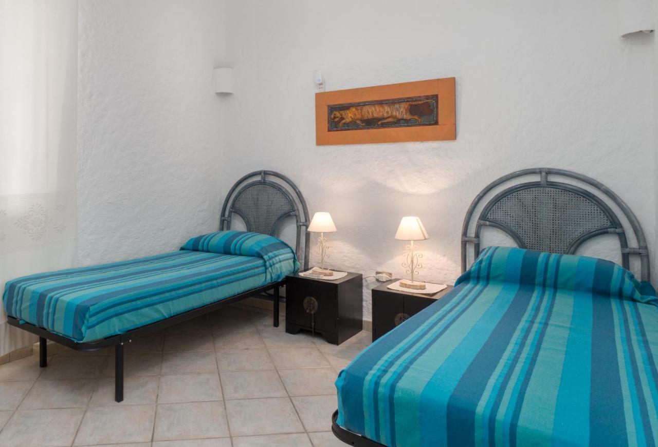 Sardinia Family Villas - Cannigione Beach Apartments エクステリア 写真